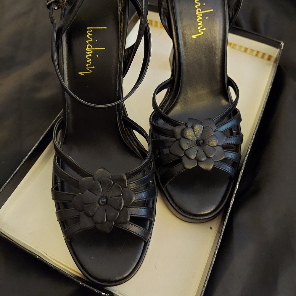 Luichiny Black Leather Heels
